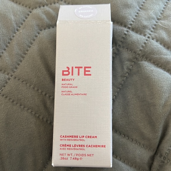 Bite beauty Crianza Cashmere lip cream NEW - Picture 3 of 3